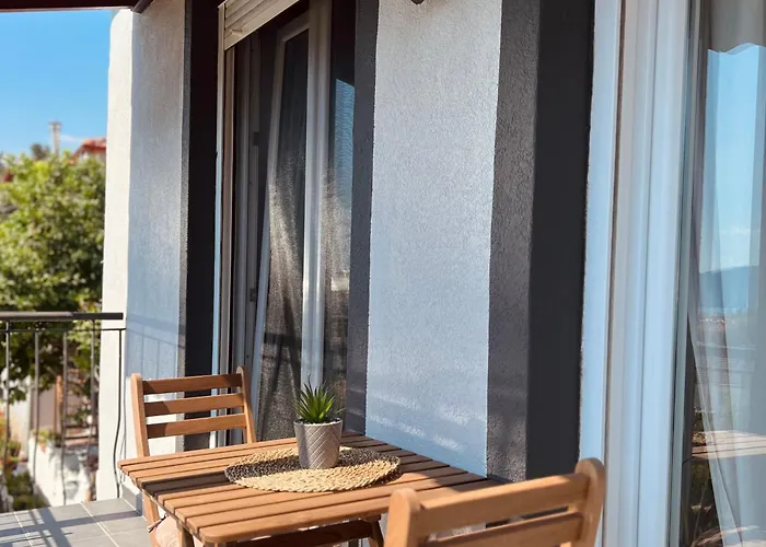 Anemelia Apartament *